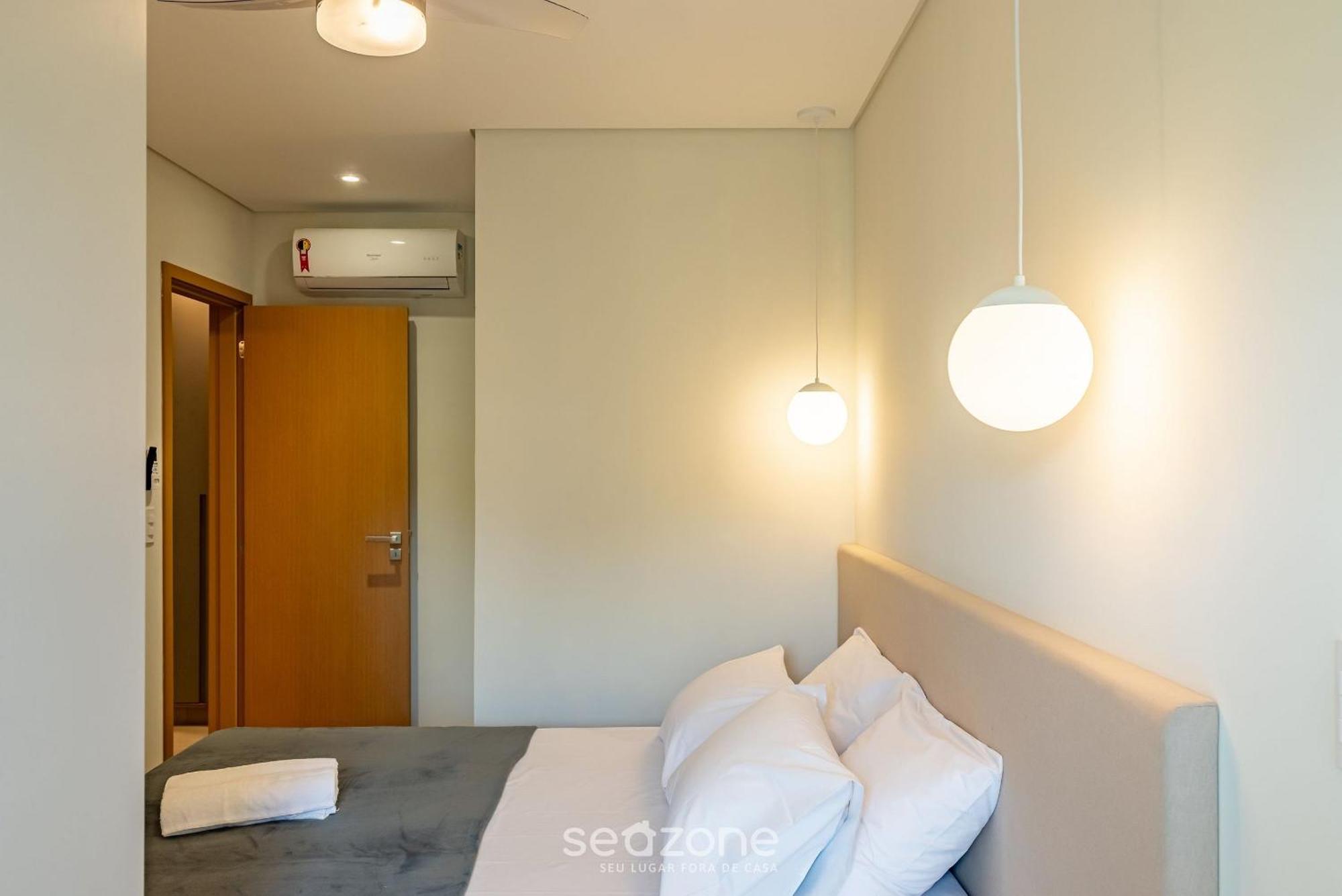 Apartamento Apto C/ Churrasqueira A 290m Da Hre0035 *
